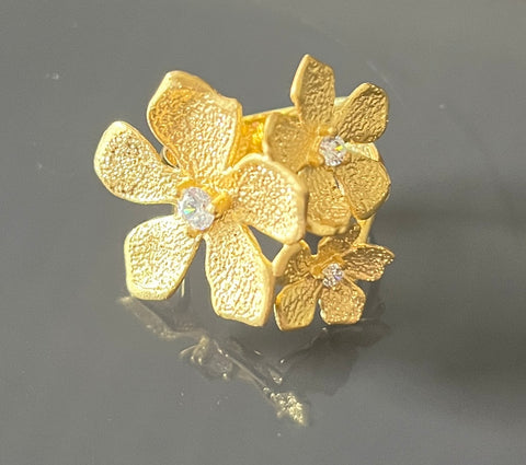 Ring med Blomster og Cubic zirconer Ring med Blomster og Cubic zirconer